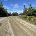 Entlang von Schotterwegen