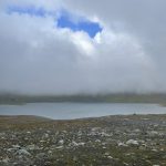 Der Nebel verhüllt die Landschaft